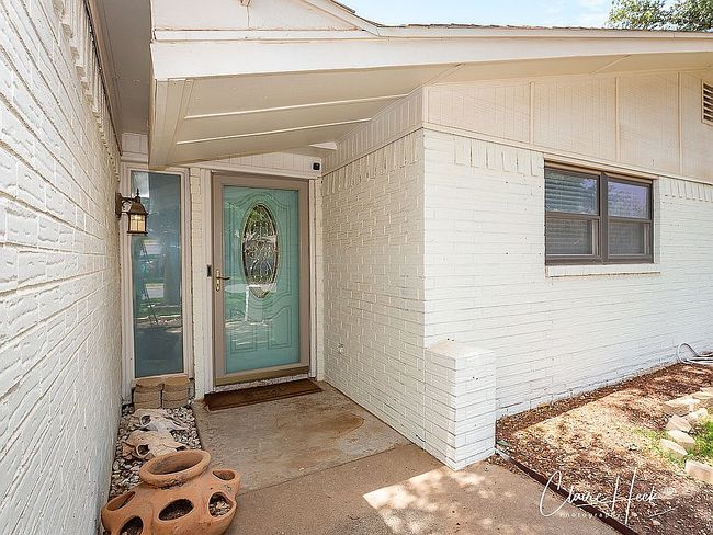 Image of 3332 Cimmaron Ave