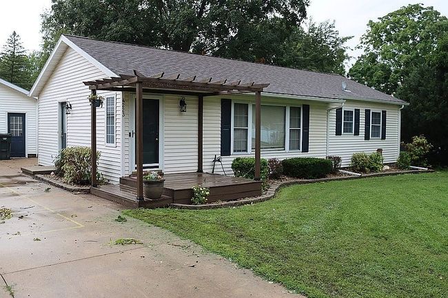 Photo of 4223 Clearview Dr, Cedar Falls, IA