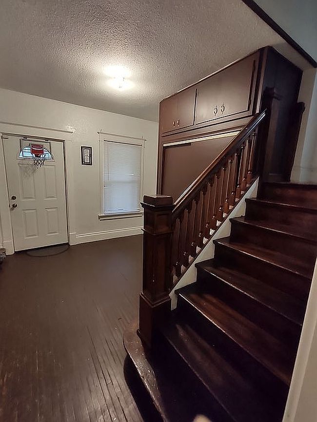 Additional photo 3 of property located at 542 Arden Pl