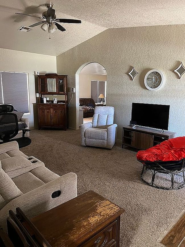 6397 E 42nd St, Yuma, AZ