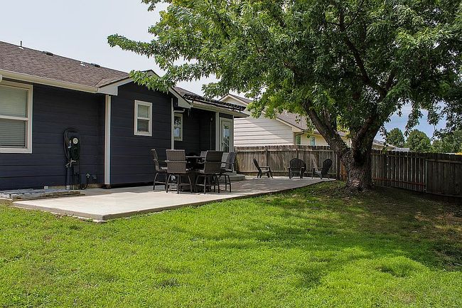 Photo of 324 Victoria Rd, Newton, KS