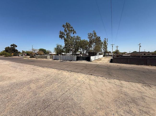 Photo of 32511 N Maple St, Wittmann, AZ