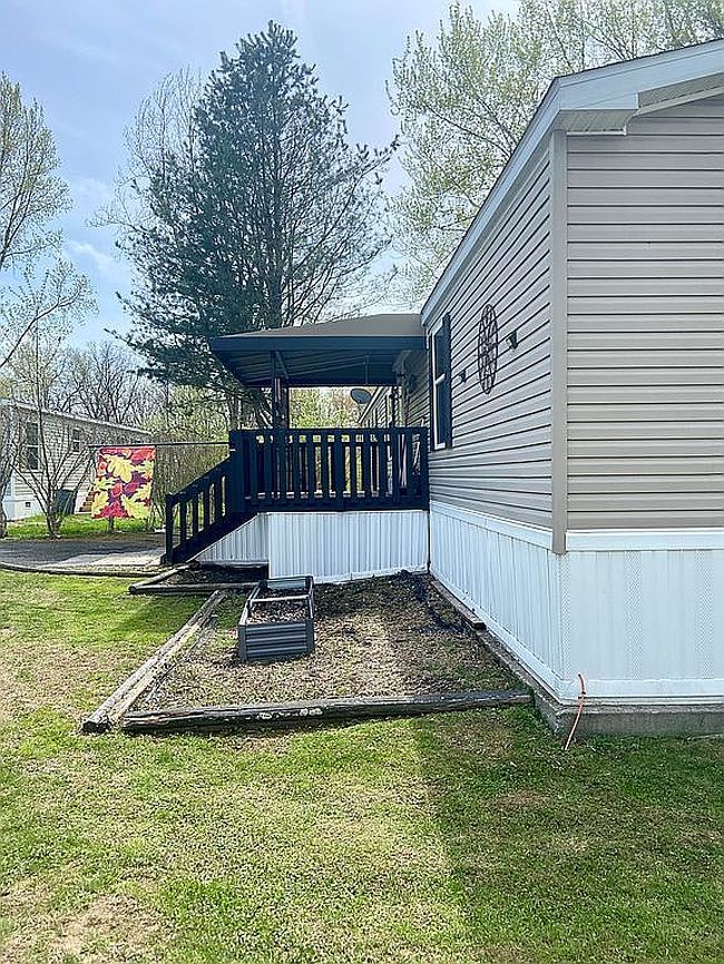 Image of 16 Park Cir