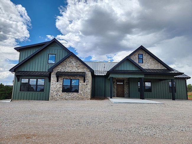 Preview of property located at 10 Valley Ridge Ct #5