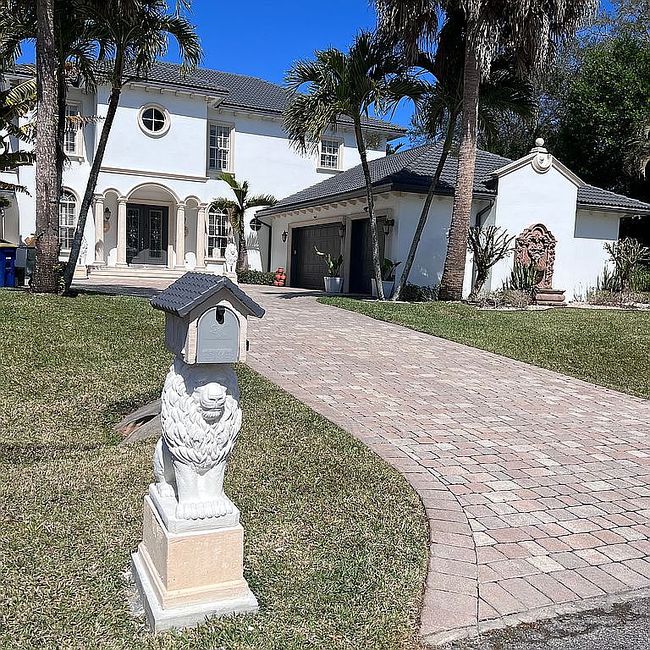 Photo of 2304 Winding Creek Ln, Fort Pierce, FL