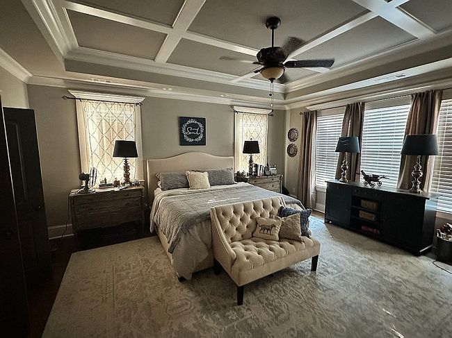 Photo of 185 Lake Shore Dr, Newnan, GA