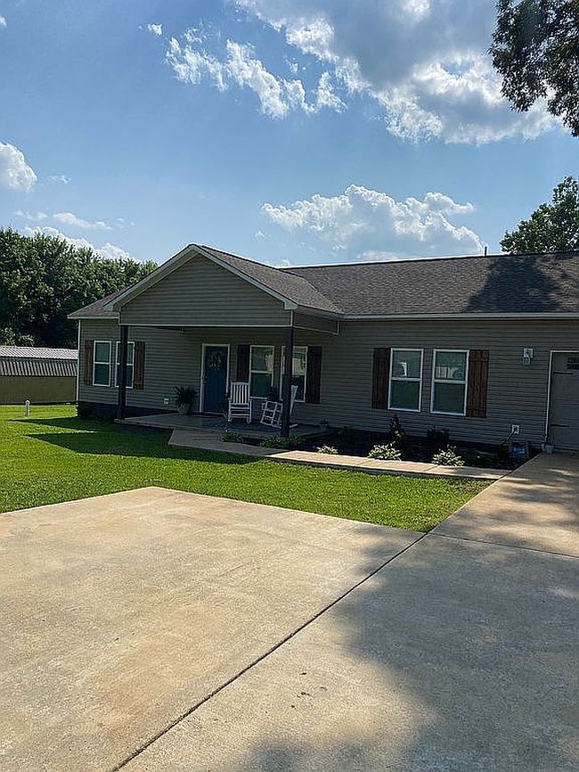 525 Patterson, Savannah, TN