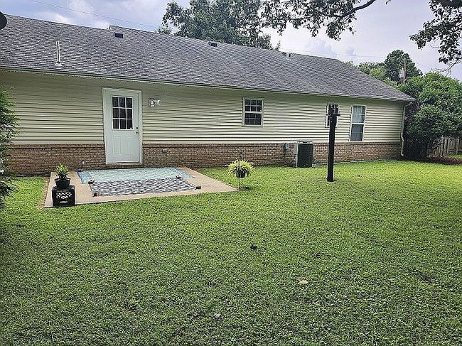 Photo of 76 Village St, Dyersburg, TN