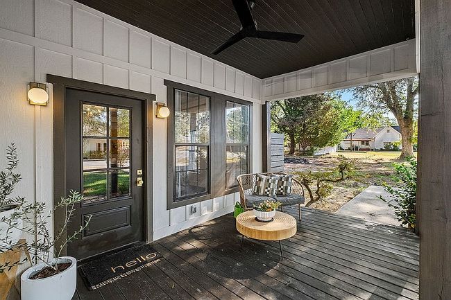 Additional photo 3 of property located at 300 W High St