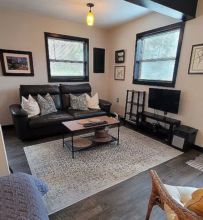 Image of 60 Walden Pond Rd