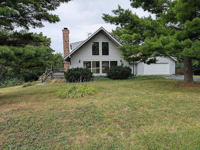 Photo of 6507 Rowland Rd, Huntley, IL