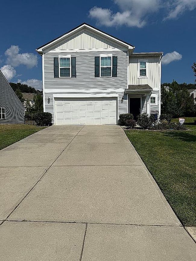 Photo of 135 Gray Hawk Dr