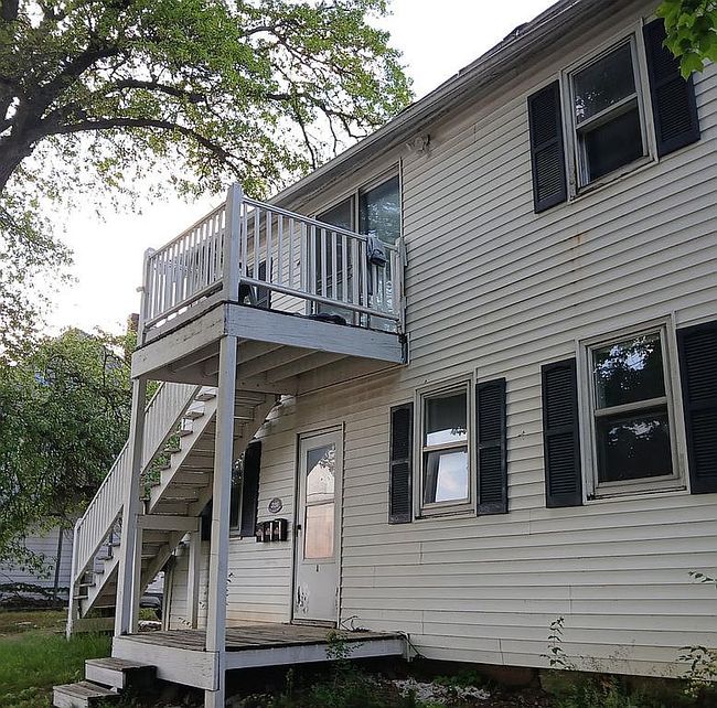 Photo of 326 W Calhoun St, Macomb, IL