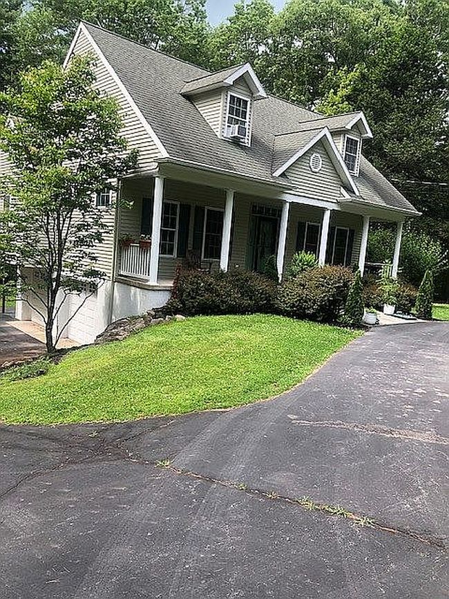 Photo of Fawn Ridge Dr, Hawley, PA