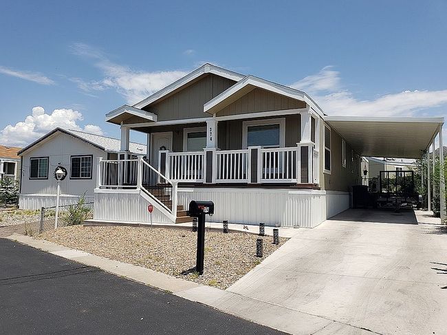 Photo of 374 E Antelope Cir Se, Albuquerque, NM