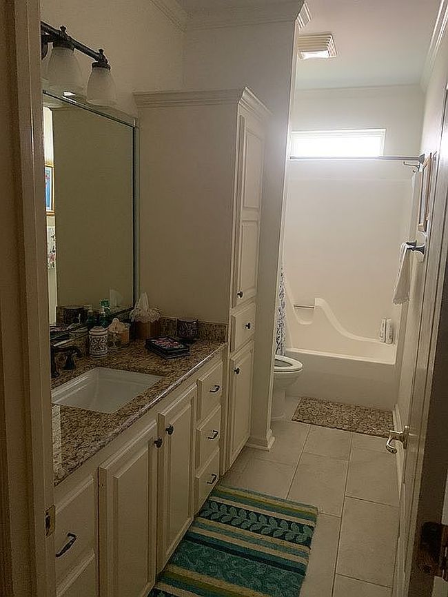 Image of 208 Salvador Dr