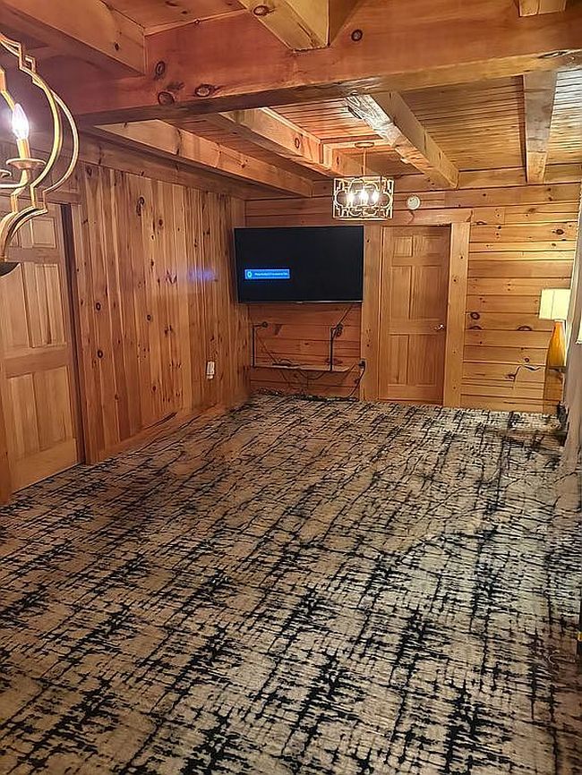 Image of 93 Shepard Ave