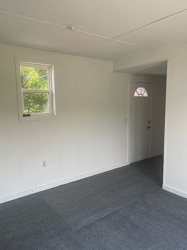 Image of 10257 Emerling Rd