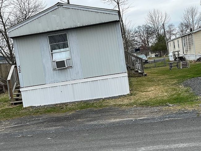 Image of 1734 Us Highway 9W #32