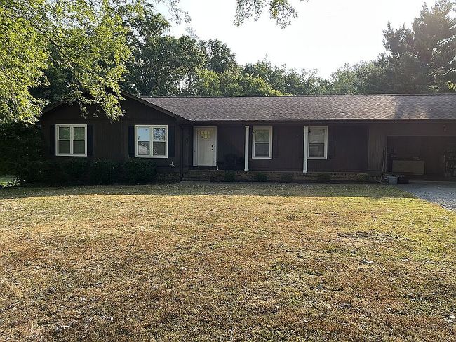 Photo of 823 Oak Hurst Dr