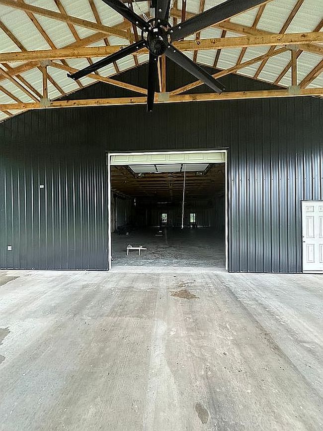 Image of 677 Lazy Daisy Rd