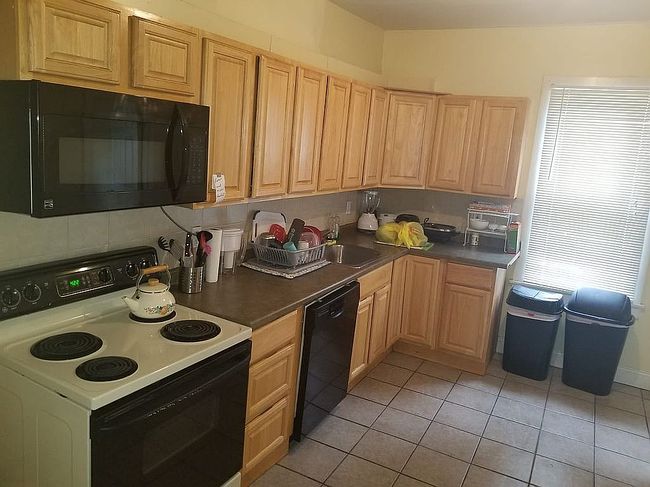 Additional photo 1 of property located at 105 & 109 E Broad St