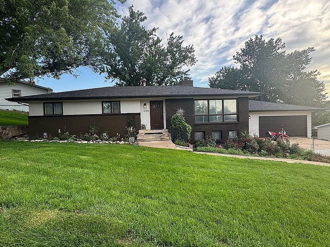 Photo of 1508 Morningside Dr, Rapid City, SD