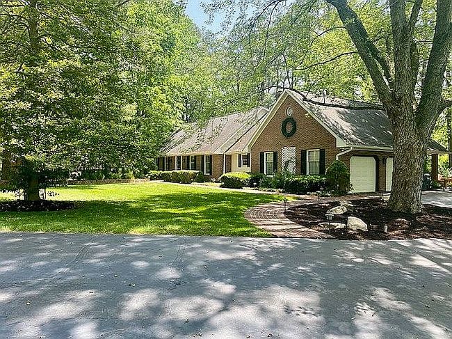 Image of 3101 Arrowhead Dr