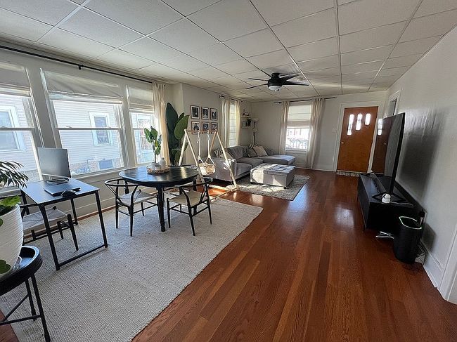 Image of 618 E Union St