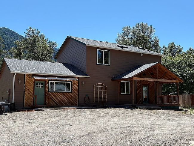 Photo of 47426 School St, Oakridge, OR