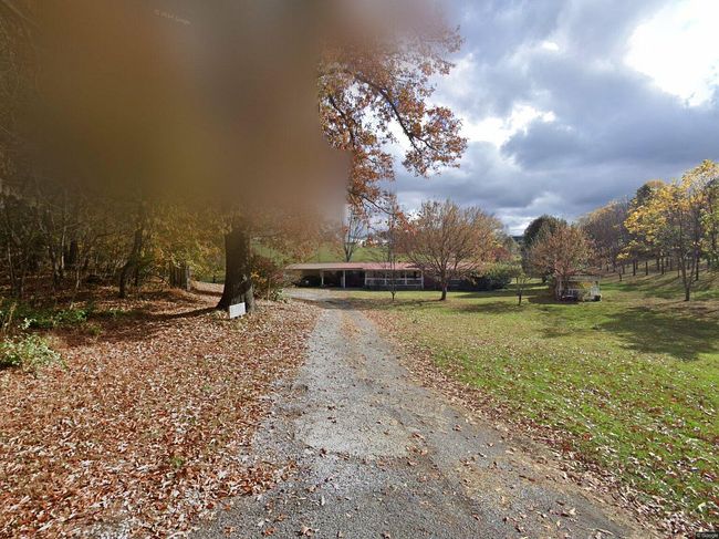 Photo of 160 Ferguson & 162 Rd