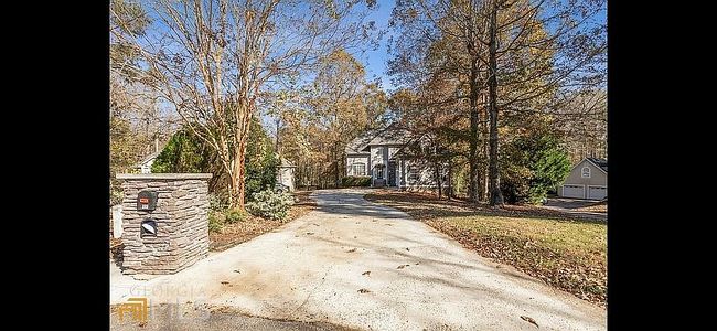 Photo of 139 Four Oaks Dr, Griffin, GA