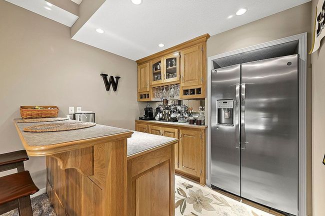 Photo of 2825 Sw Carlton Dr, Lees Summit, MO