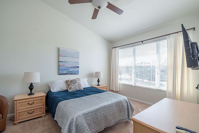 Image of 4410 Sw 52nd Cir Apt 108
