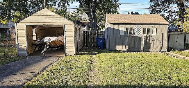 Image of 2211 Lincoln Ave