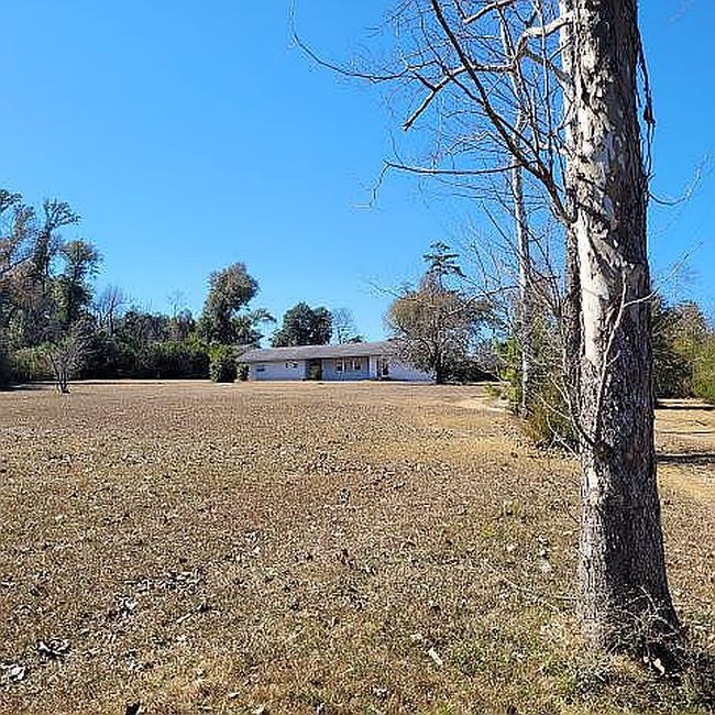 Preview of property located at 3363 Parkridge Rd