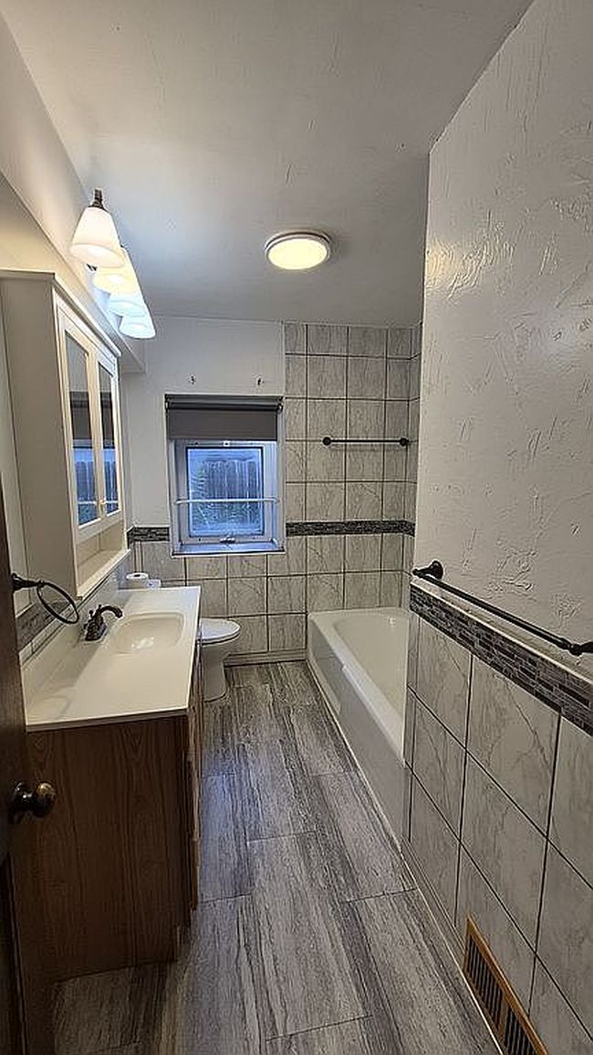 Image of 3711 Sleepy Hollow Dr