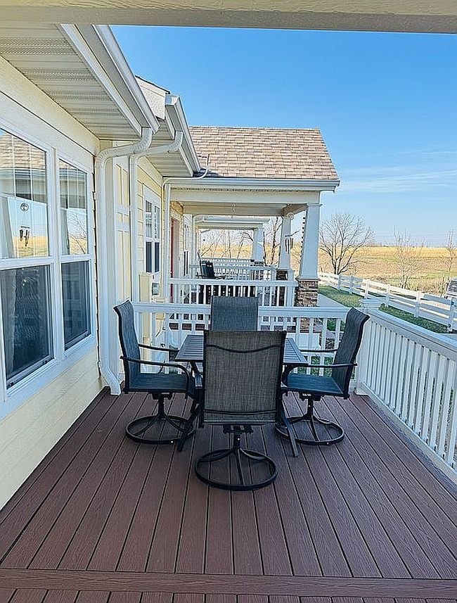 Photo of 2142 Garnet Ln, Fairfield, IA