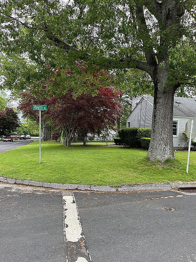 Image of 2 Hayes St
