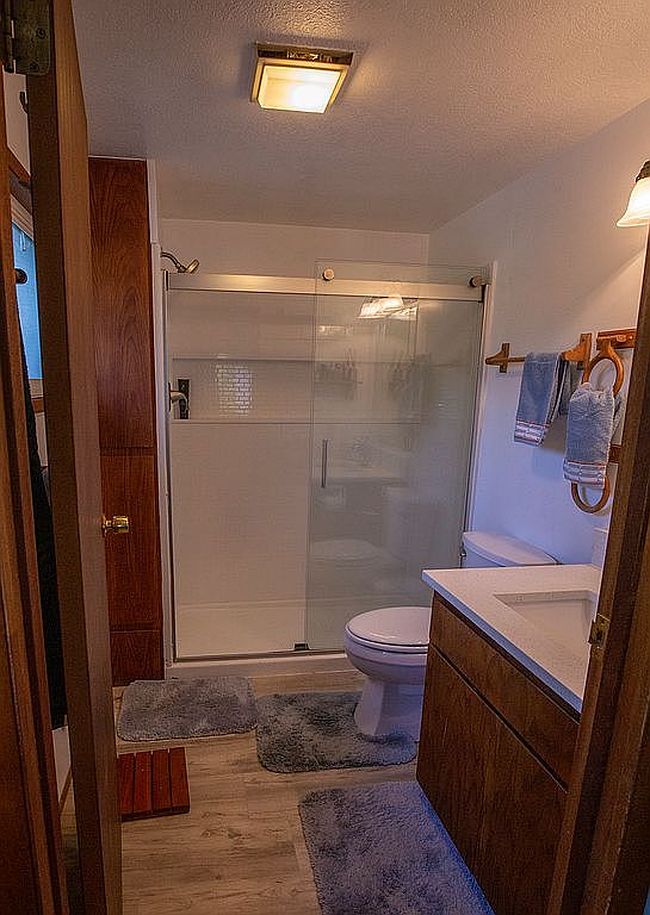 Image of 5825 Roma Ave