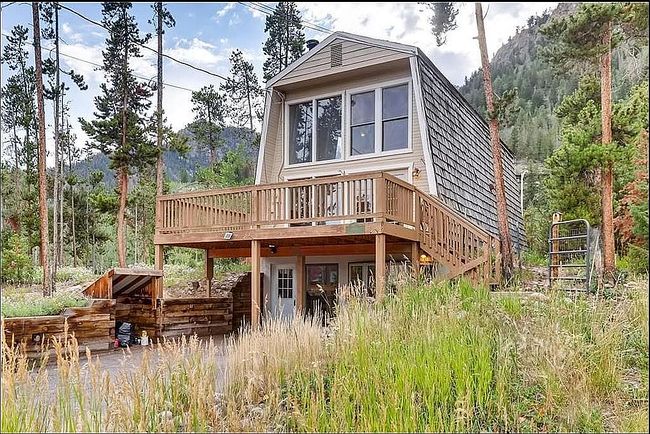 Image of 413 Highwood Ter