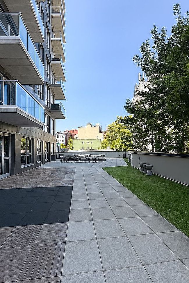 Photo of 2243 Jackson Ave #8D, Long Island City, NY