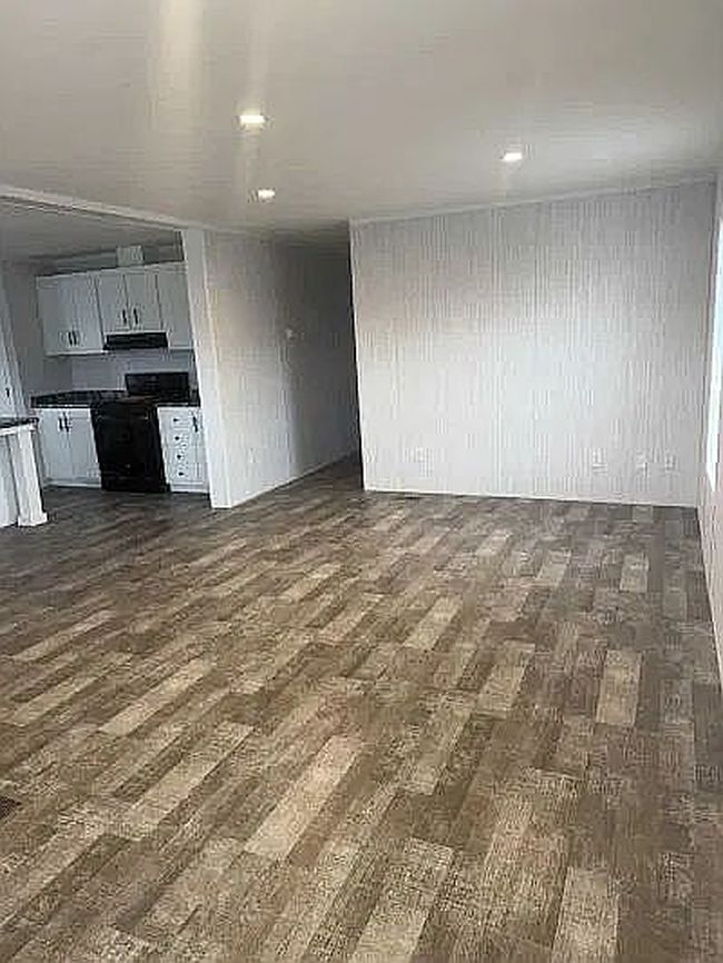 Image of 4208 Canalside Dr
