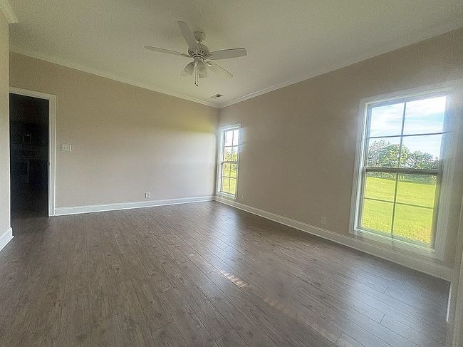 Photo of 5270 Payton Ln, Crestwood, KY