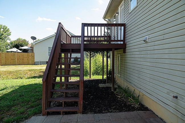 Additional photo 2 of property located at 2564 Hickoryvale Dr