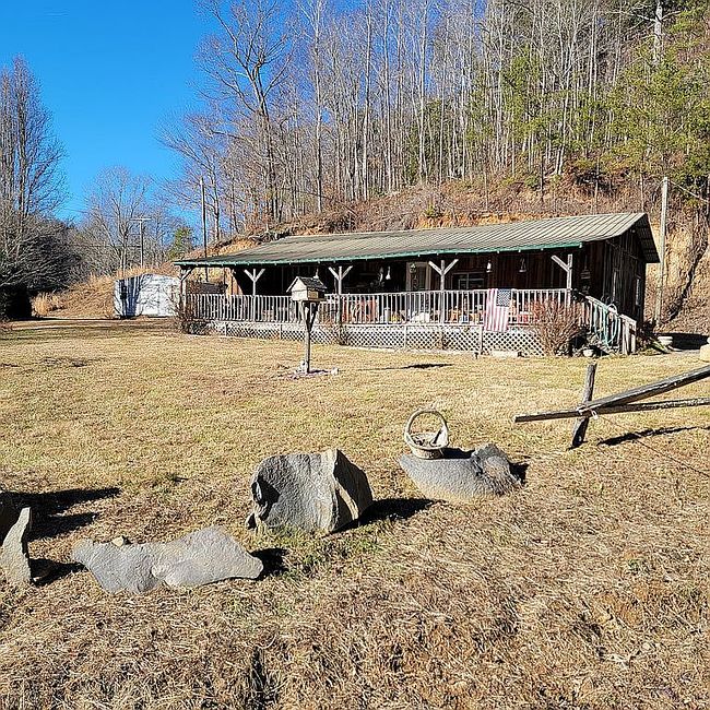 Preview of property located at 993 Meadow Branch Rd