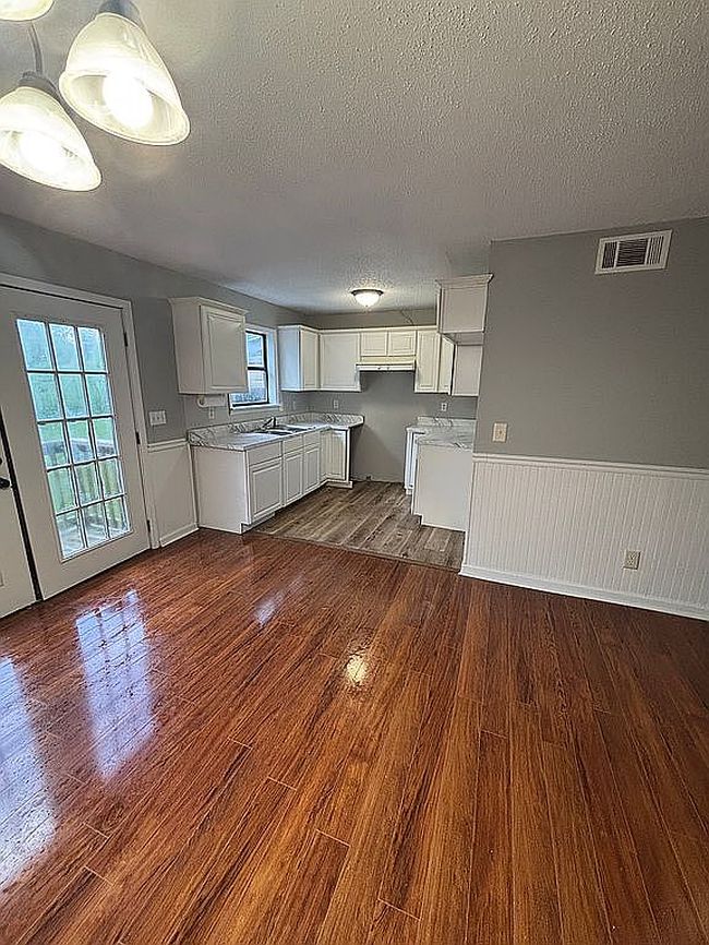 Image of 1840 Tabor Rd