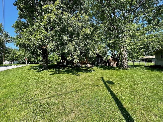Photo of 260 Ashworth Dr, Waukee, IA