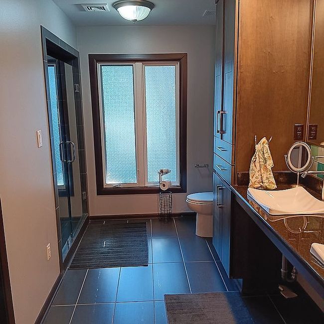 Image of 2803 Greenbriar Dr