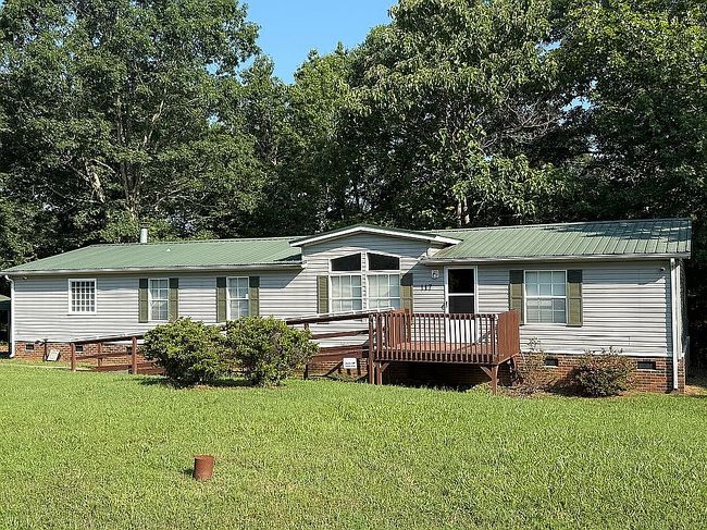 Photo of 117 Fat Ave Ne, Valdese, NC